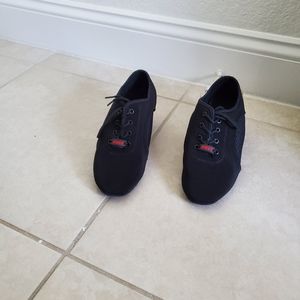Ballroom dance shoes